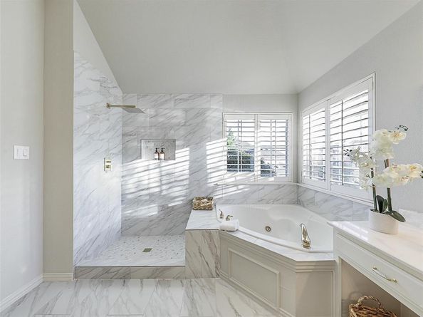 2673  April Sound Lane , Frisco Texas 75033