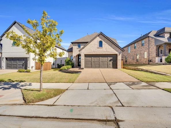 1749  Dartmoor Drive , Carrollton Texas 75010