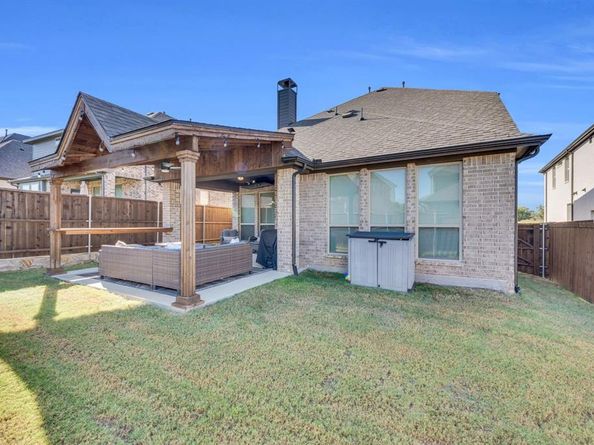 1749  Dartmoor Drive , Carrollton Texas 75010