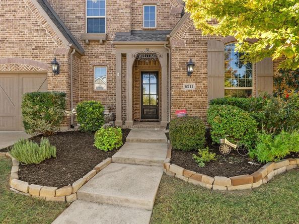6211  Prairie Brush Trail , Northlake Texas 76226