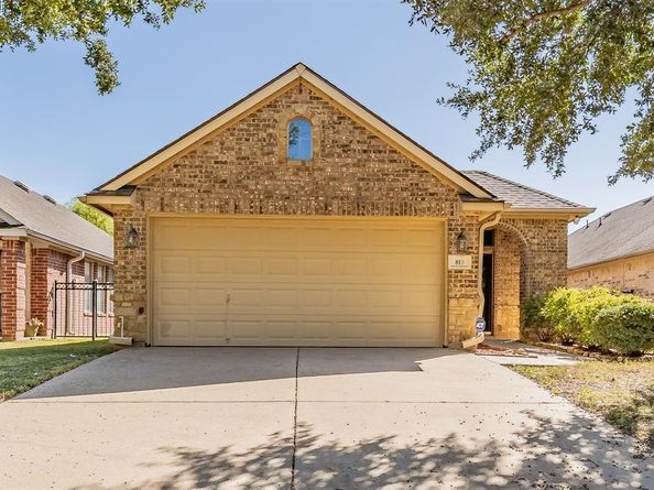 813  Claycourt Circle , Fort Worth Texas 76120