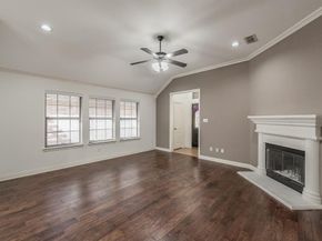 813  Claycourt Circle , Fort Worth Texas 76120