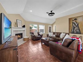 5928  Woodoak Drive , Dallas Texas 75249