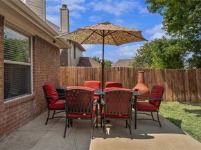 5928  Woodoak Drive , Dallas Texas 75249