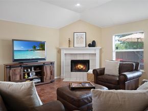 5928  Woodoak Drive , Dallas Texas 75249