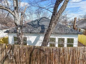 1573  Harris Court , Dallas Texas 75223