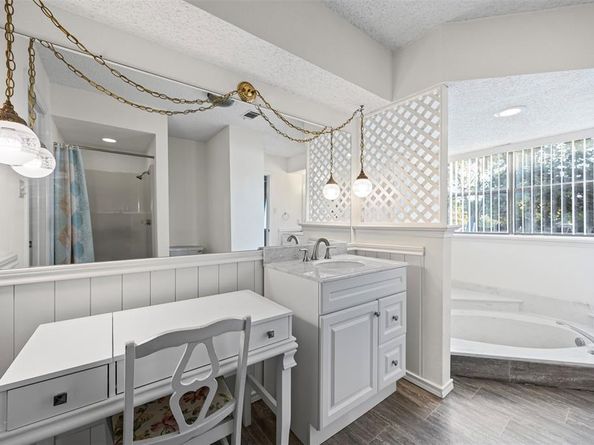 340  Windy Meadow Drive , Cedar Hill Texas 75104