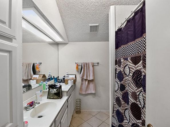 803  Canary Lane , Mansfield Texas 76063