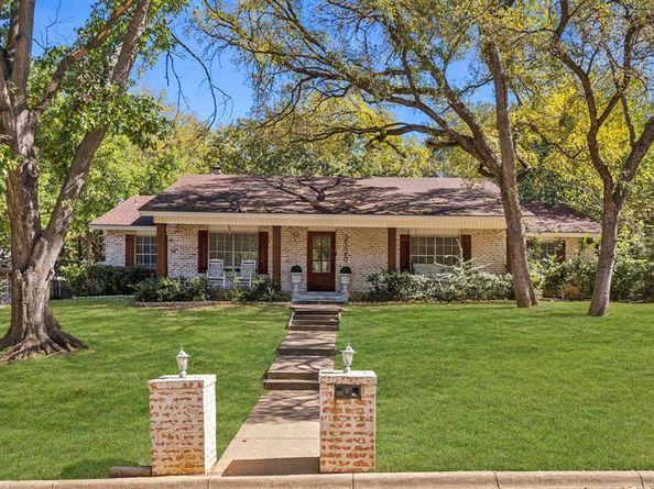 3528  Sheffield Drive , Arlington Texas 76013