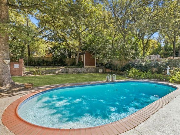 3528  Sheffield Drive , Arlington Texas 76013