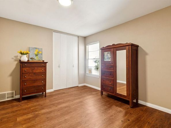 3528  Sheffield Drive , Arlington Texas 76013