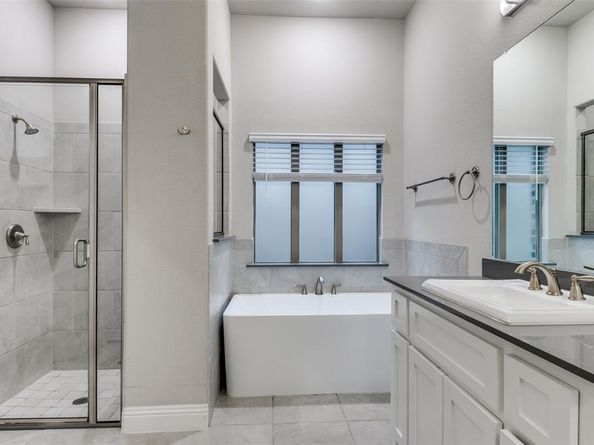 605  Nakoma Drive , Rockwall Texas 75087