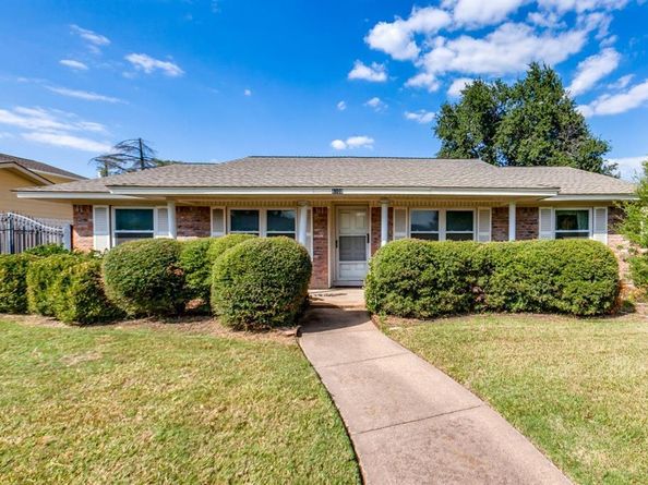 4109  Burning Tree Lane , Garland Texas 75042