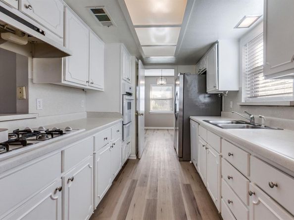 4109  Burning Tree Lane , Garland Texas 75042