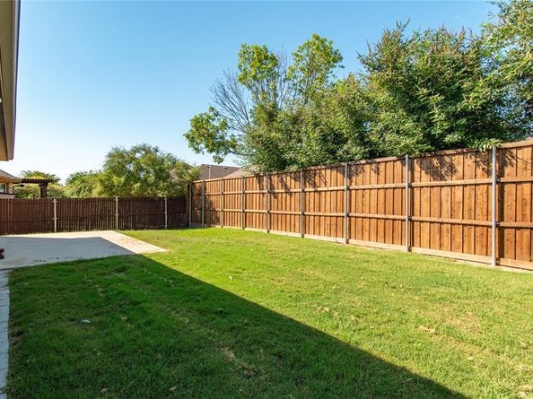 3312  Glen Crest Lane , Denton Texas 76208