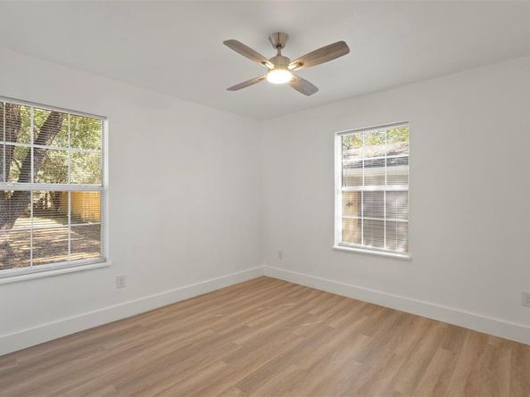 916  Zelda Drive , Hurst Texas 76053