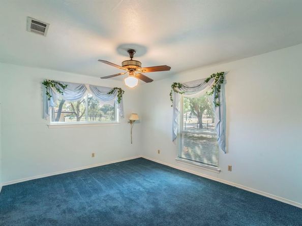 2534  Sunnyvale Road , Grand Prairie Texas 75050