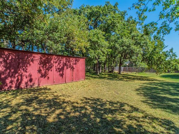 2534  Sunnyvale Road , Grand Prairie Texas 75050