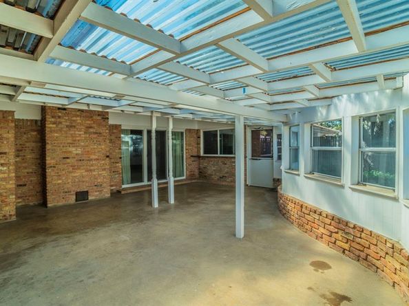 2534  Sunnyvale Road , Grand Prairie Texas 75050