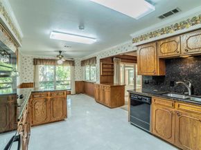 2534  Sunnyvale Road , Grand Prairie Texas 75050