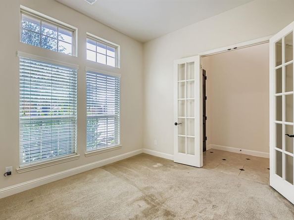 616  Warwick Boulevard , Lewisville Texas 75056