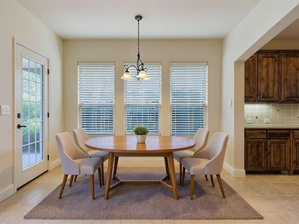 616  Warwick Boulevard , Lewisville Texas 75056