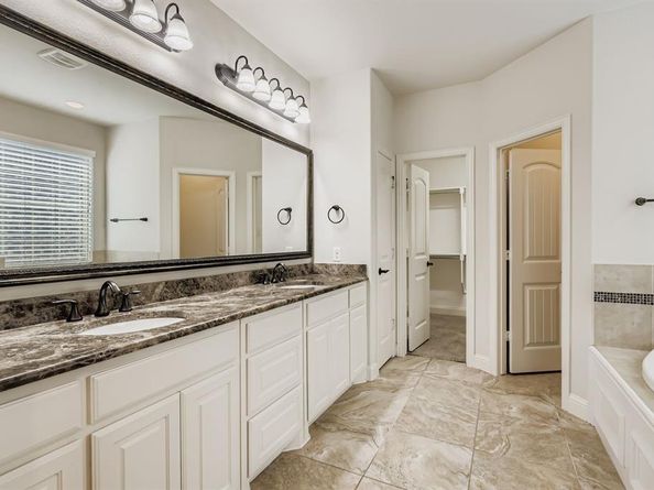 616  Warwick Boulevard , Lewisville Texas 75056
