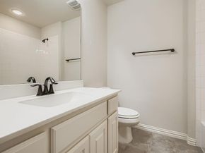 616  Warwick Boulevard , Lewisville Texas 75056