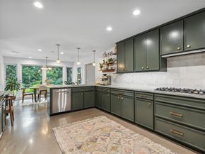 5908  Meadowcreek Drive , Dallas Texas 75248