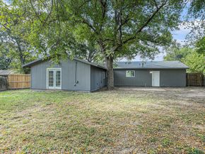 233  Victoria Avenue , Azle Texas 76020