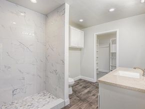 233  Victoria Avenue , Azle Texas 76020
