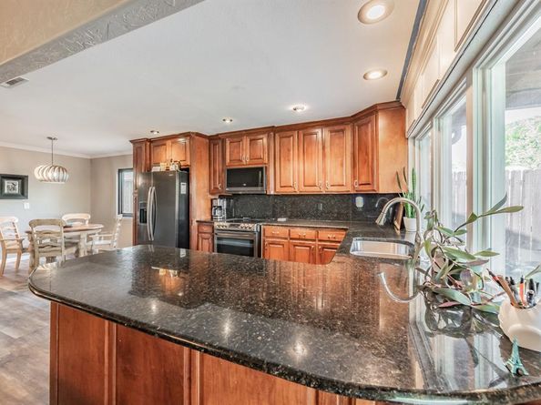 7404  Engleman Court , Fort Worth Texas 76137
