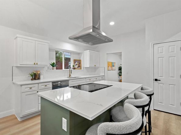 822  Trevor Way , Arlington Texas 76001