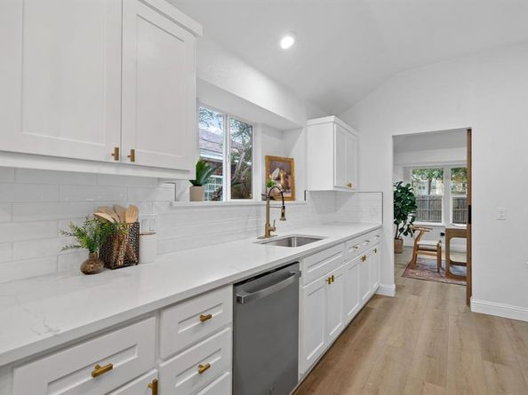 822  Trevor Way , Arlington Texas 76001