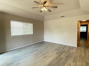 409 S Las Vegas Trail 