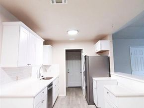 409 S Las Vegas Trail , White Settlement Texas 76108