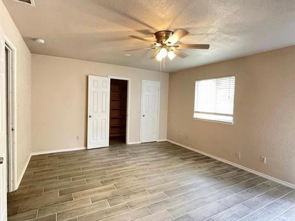 409 S Las Vegas Trail , White Settlement Texas 76108