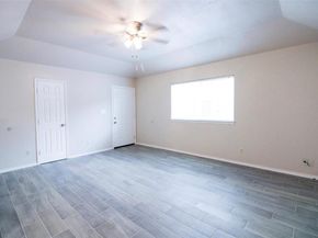 409 S Las Vegas Trail , White Settlement Texas 76108