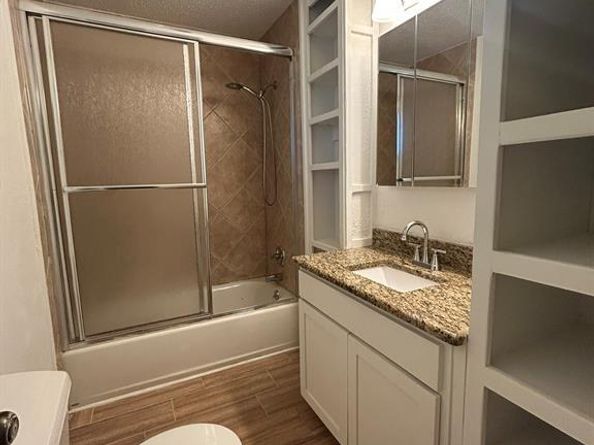 4122 W Rochelle Road , Irving Texas 75062
