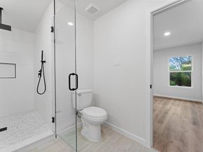 729  Town Creek Drive , Dallas Texas 75232