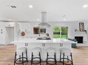 729  Town Creek Drive , Dallas Texas 75232