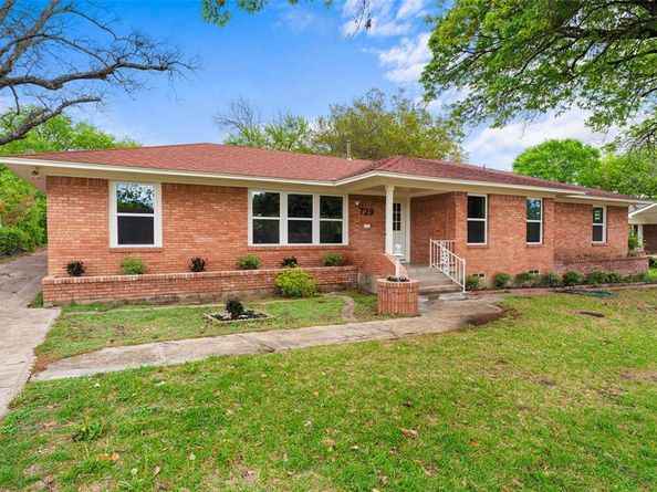 729  Town Creek Drive , Dallas Texas 75232