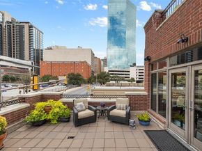 715  Jones Street , Fort Worth Texas 76102
