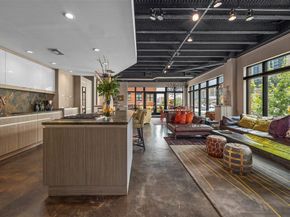 715  Jones Street , Fort Worth Texas 76102