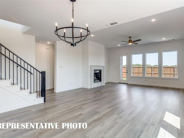 211  Lancaster Street , Mansfield Texas 76063