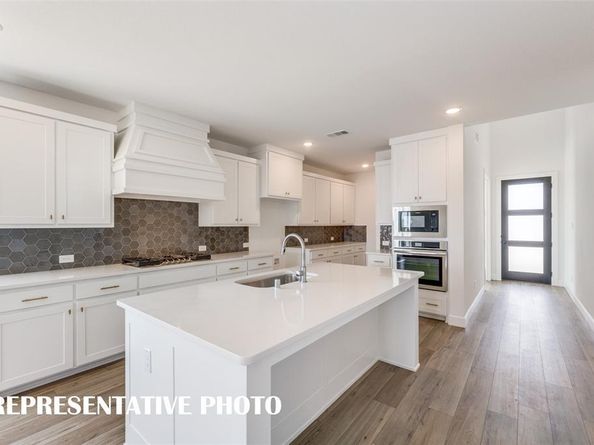 211  Lancaster Street , Mansfield Texas 76063