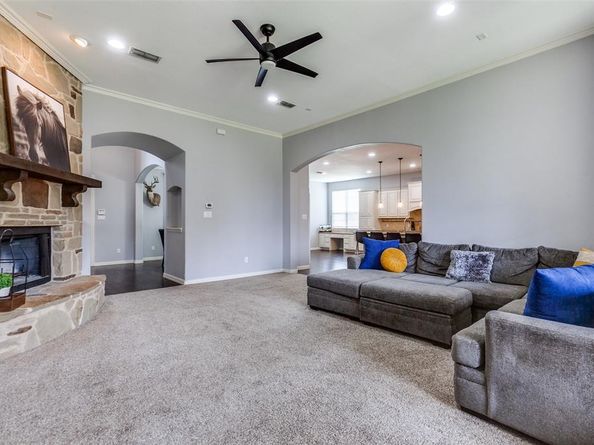 7811  Glen Hollow Lane , Sachse Texas 75048