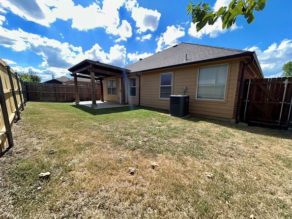 8421  Yellow Buckeye Drive , Fort Worth Texas 76140