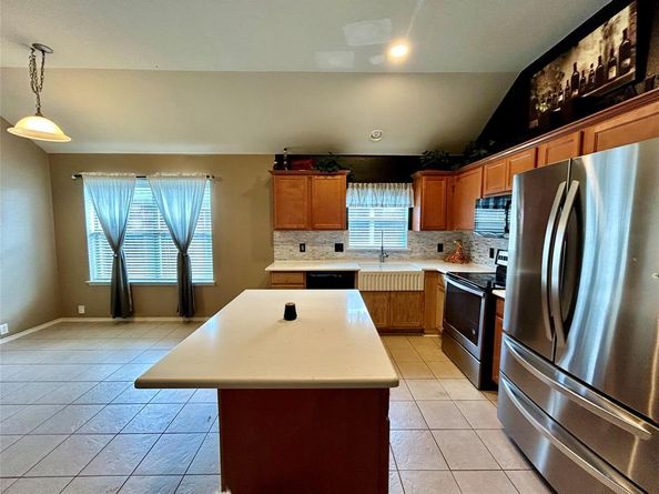 8421  Yellow Buckeye Drive , Fort Worth Texas 76140
