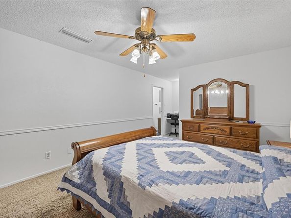 1823  Chestnut Court , Flower Mound Texas 75028